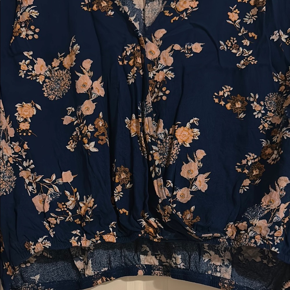 Xhilaration Floral Blouse in Navy and Peach - Picture 2 of 4